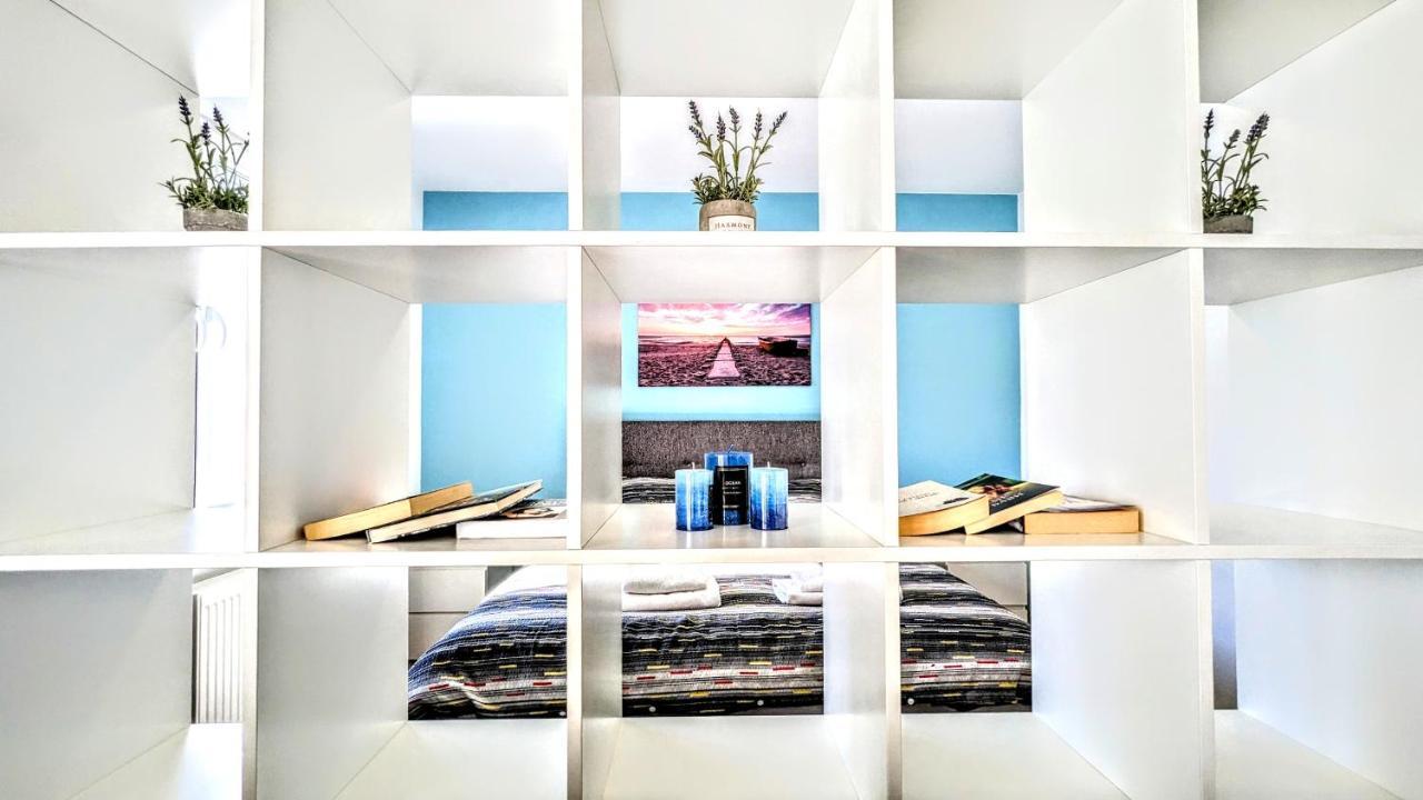 Lägenhet Blue Lagoon 150m-2 Minuta Hoda Od Centra, Mogucnost Za Parking-apartmani-nsmilos *