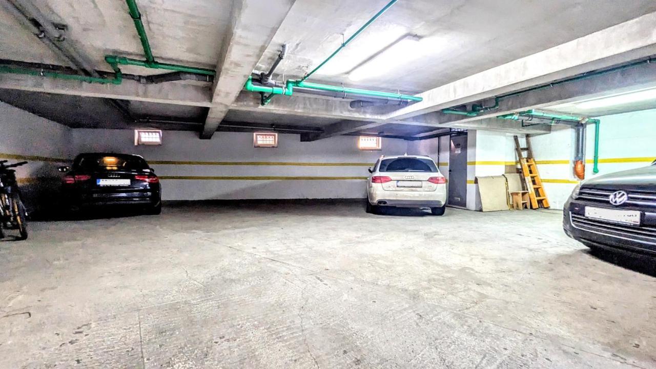 Blue Lagoon 150m-2 Minuta Hoda Od Centra, Mogucnost Za Parking-apartmani-nsmilos Lägenhet *