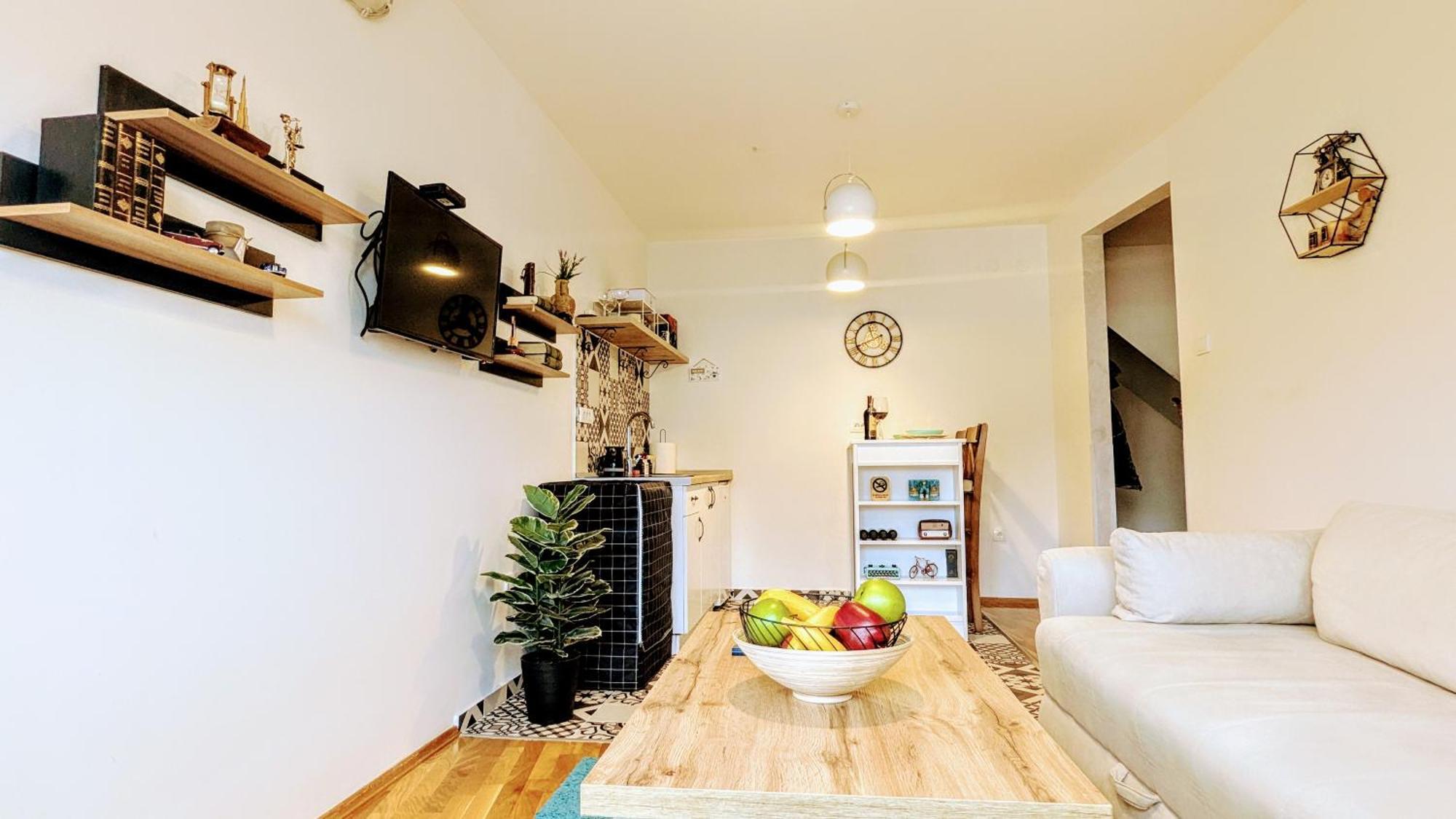 Blue Lagoon 150m-2 Minuta Hoda Od Centra, Mogucnost Za Parking-apartmani-nsmilos *